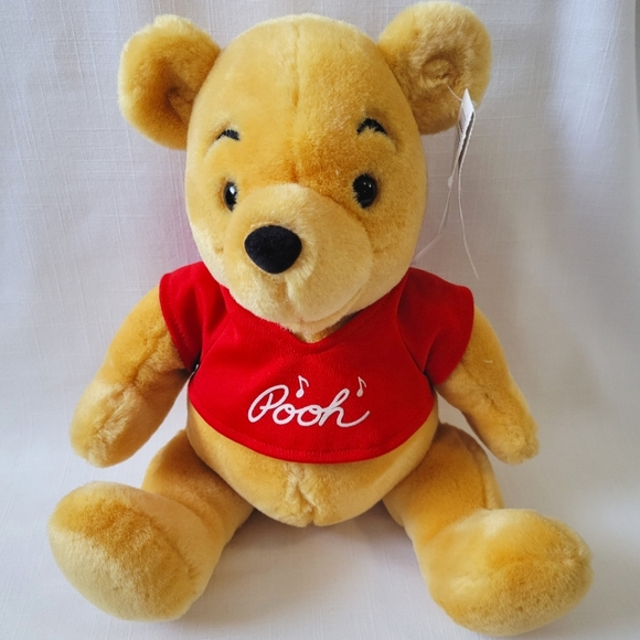 New Disneyland Winnie The Pooh Plush with Tag - Picture 7 of 7